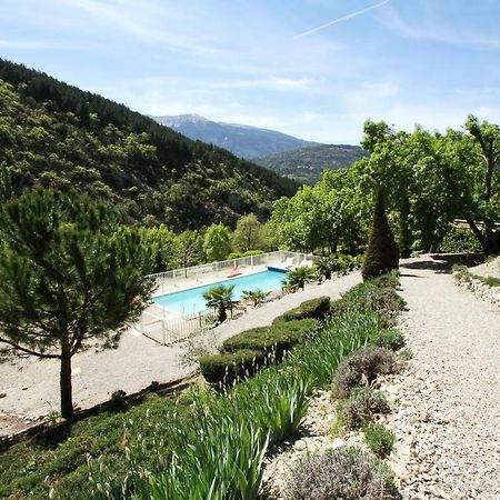 ホテル La Clue/ Le Jas Du Ventoux Plaisians エクステリア 写真