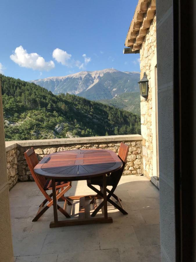 ホテル La Clue/ Le Jas Du Ventoux Plaisians エクステリア 写真